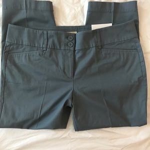 Loft size 12 crop pants.
